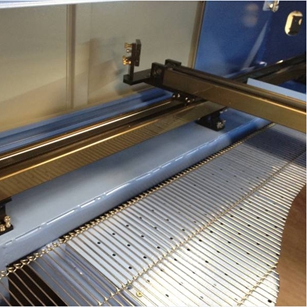 1600x1000mm Size Auto Feeding Machine Textile Leather Laser Cutting Machine